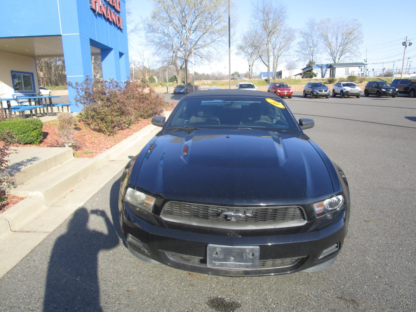 2010 BLACK /Black/Cloth Ford Mustang SPORT (1ZVBP8EN3A5) with an 4.0L V6 OHC 12V engine, 5 SPEED AUTOMATIC transmission, located at 1814 Albert Pike Road, Hot Springs, AR, 71913, (501) 623-1717, 34.494228, -93.094070 - Photo#6